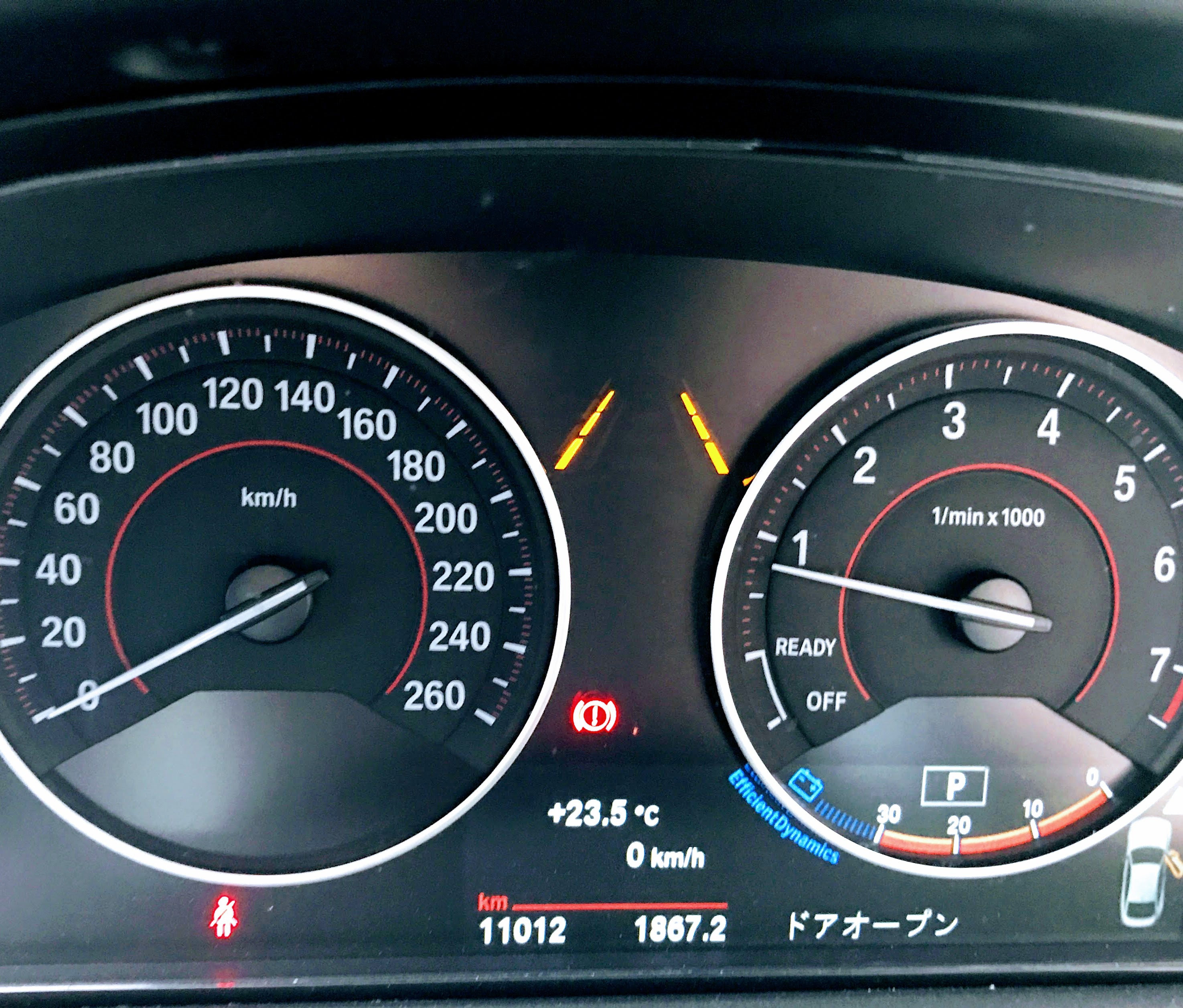 BMW１～５シリーズのアナログメーターをデジタルなマルチ