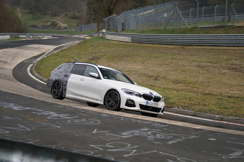 BMW新型３シリーズツーリング(G21)のほぼ丸見え偽装なしのテスト車両が目撃される！発表間近か！？