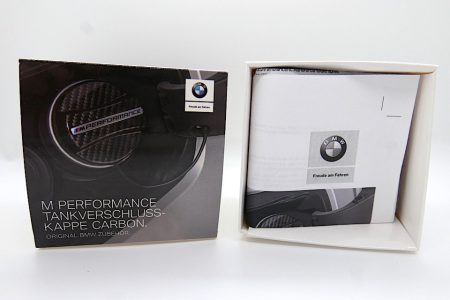 超レア！BMW純正M PERFORMANCEカーボンフィラーキャップがAmazonで発売中！