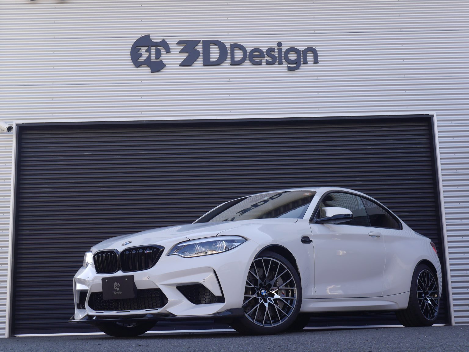 貴重なMTモデル！BMW M2コンペティション3DDesignデモカー2021年式低走行車が販売開始！価格は？