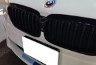 BMW M社50周年エンブレムをBMW5シリーズ(G30)に装着！！取り付け時にちょっと気になる点も。