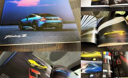 新型フェアレディZのカタログが届きました(^^)全６０ページのハードカバーのブックタイプで写真もめちゃくちゃカッコいい！